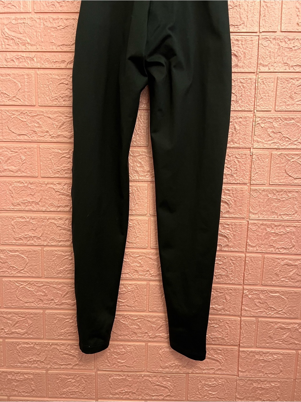 Bombshell Sportswear Black Seamless Sculpt Bodysuit - Picture 7 of 9